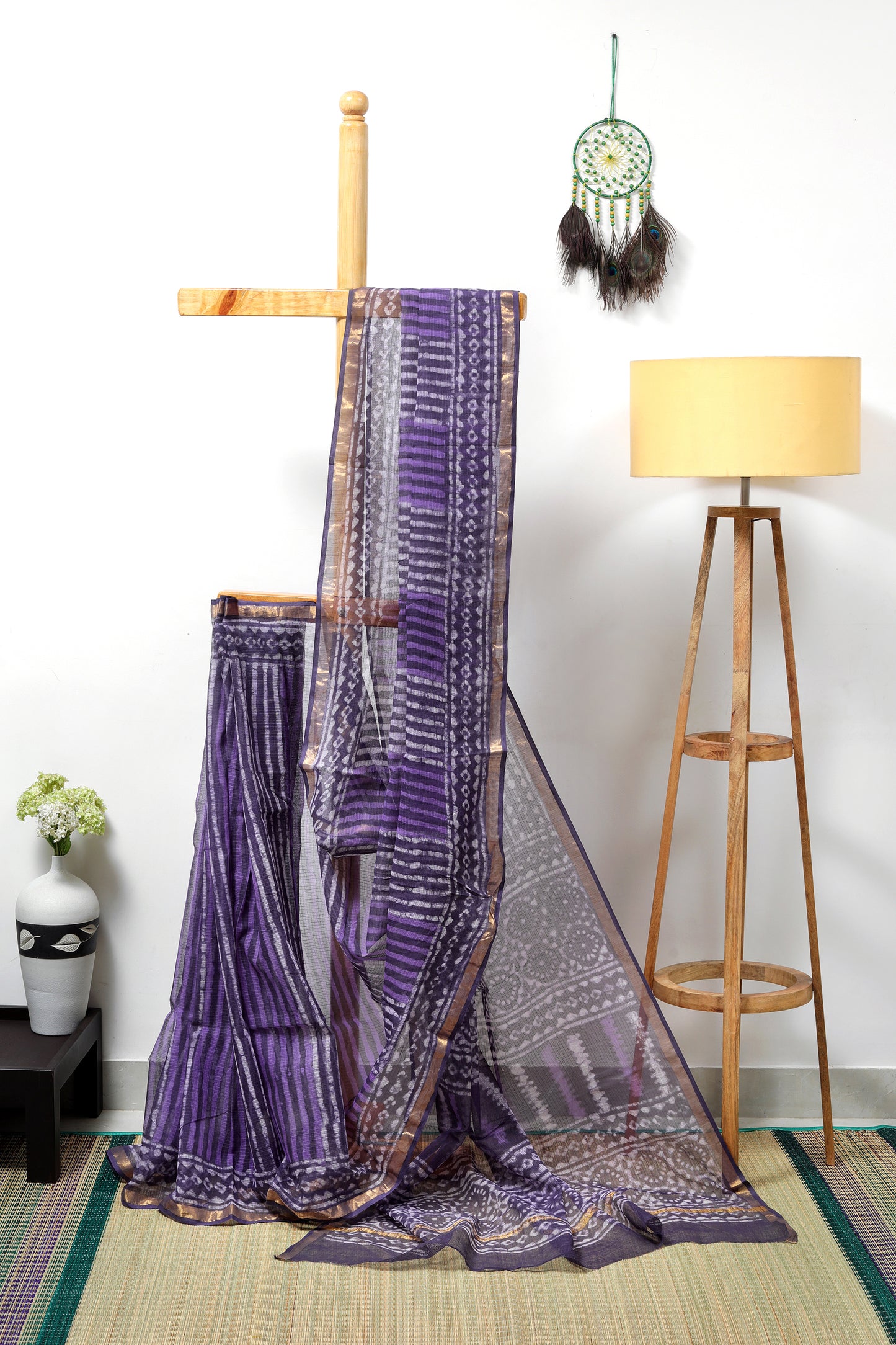 Kota doria Dabu overlap  - violet and lavendar overlapped with black vertical lines with zari