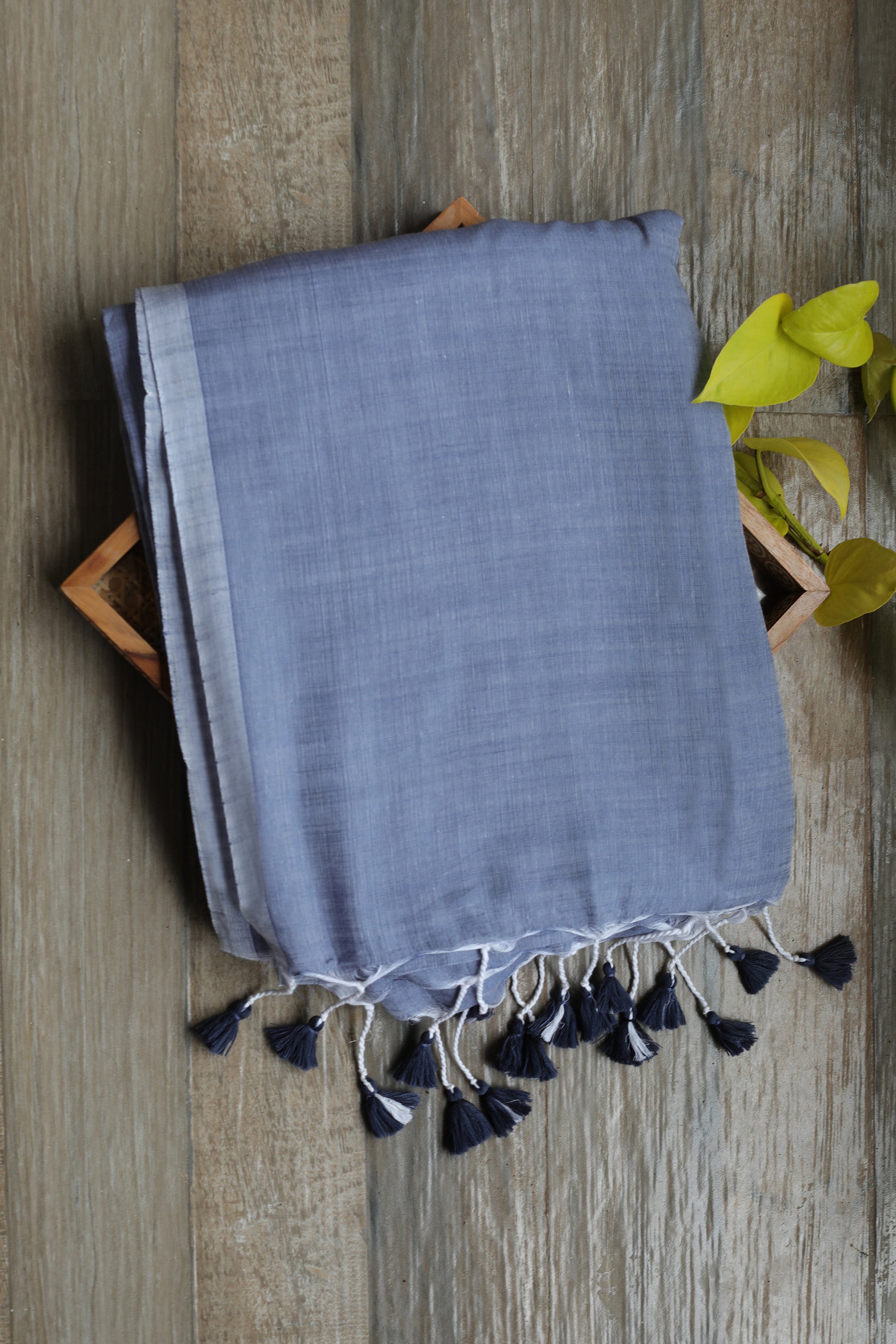 Soft cotton - Grey  with a light grey border and blackish grey tassels